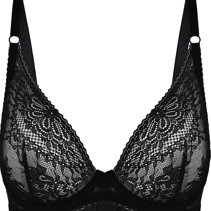 Biustonosz Fancy Bralette 19237 Black Mediolano to zmysłowa braletka w nowoczesnej odsłonie, idealna na mniejszy i średni biust. Wykonana z eleganckiej, czarnej koronki o efektownym, kwiatowym wzorze, pięknie układa się na sylwetce, podkreślając kobiece kształty. Miękkie miseczki z pojedynczą zaszewką w dolnej części zapewniają naturalny wygląd biustu i delikatne uniesienie. Nowa konstrukcja MS7 została stworzona z myślą o maksymalnym komforcie i lekkości, zachowując jednocześnie styl i funkcjonalność. Tył biustonosza wykończony klasycznym zapięciem na haftki, a regulowane ramiączka pozwalają na idealne dopasowanie. Fancy Bralette to must-have w garderobie każdej kobiety kochającej modną i wygodną bieliznę.
Skład: 70% Poliamid, 25% Poliester, 5% Elastan
 